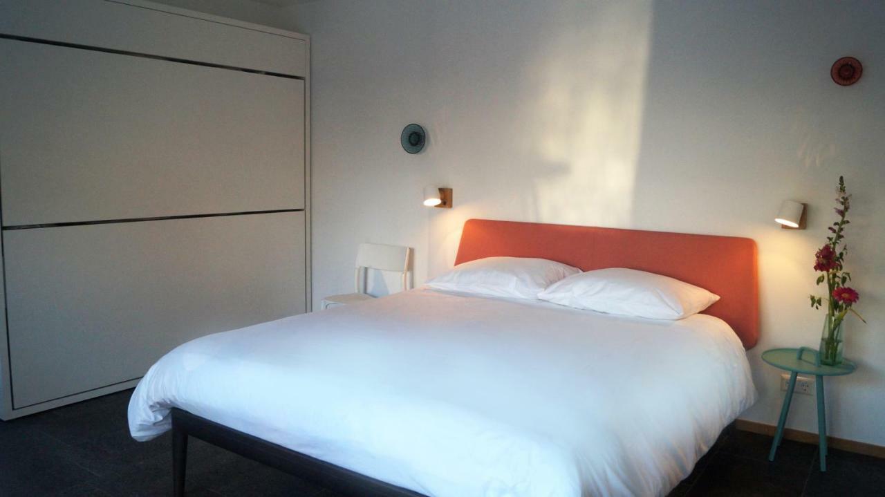 Room With A Few Amsterdam Exteriér fotografie